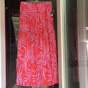 Robert Louis Tropical Skirt. NWT. Sz M.